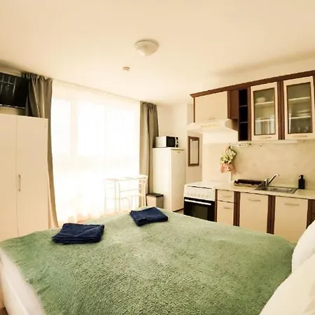 Daire William's - Second Cozy